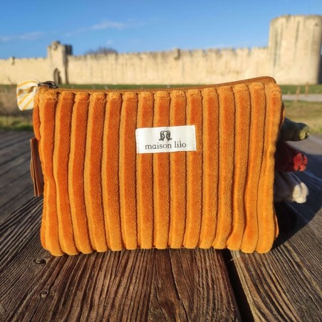 Pochette en velours côtelé