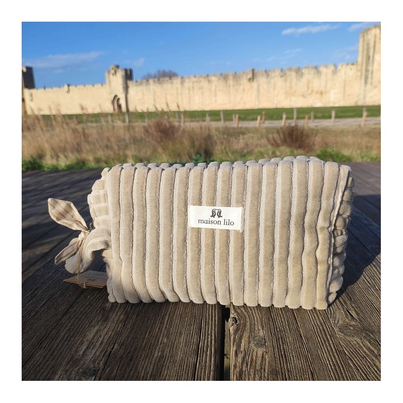 Trousse de toilette en velours côtelé